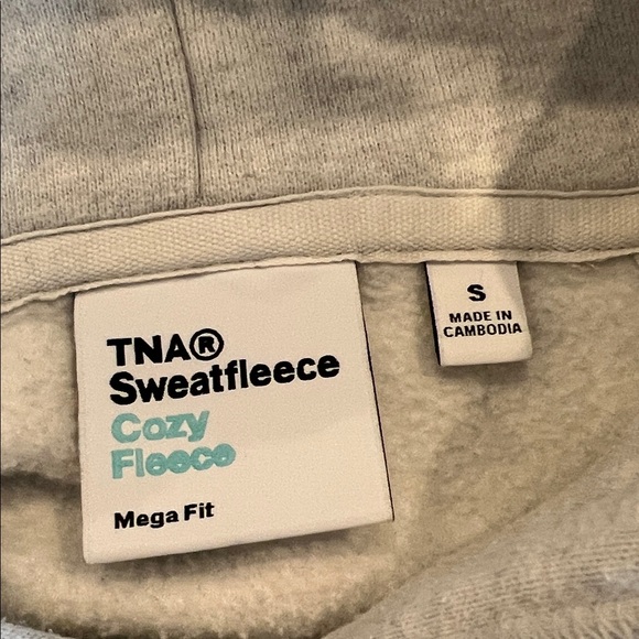 TNA cozy fleece mega fit Heather grey Hoodie Sweater - Picture 3 of 3